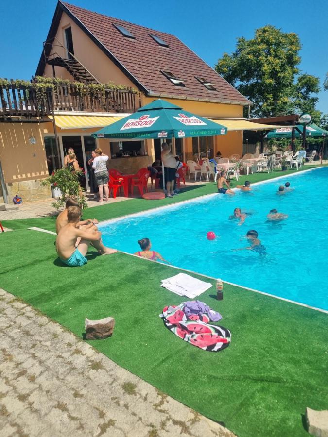 Beach Taban Vendeghaz Balatonlelle Extérieur photo