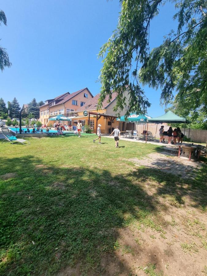 Beach Taban Vendeghaz Balatonlelle Extérieur photo